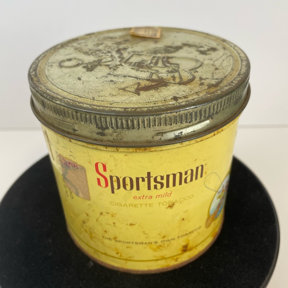 VINTAGE ADVERTISING EMPTY SPORTSMAN ROUND TOBACCO TIN